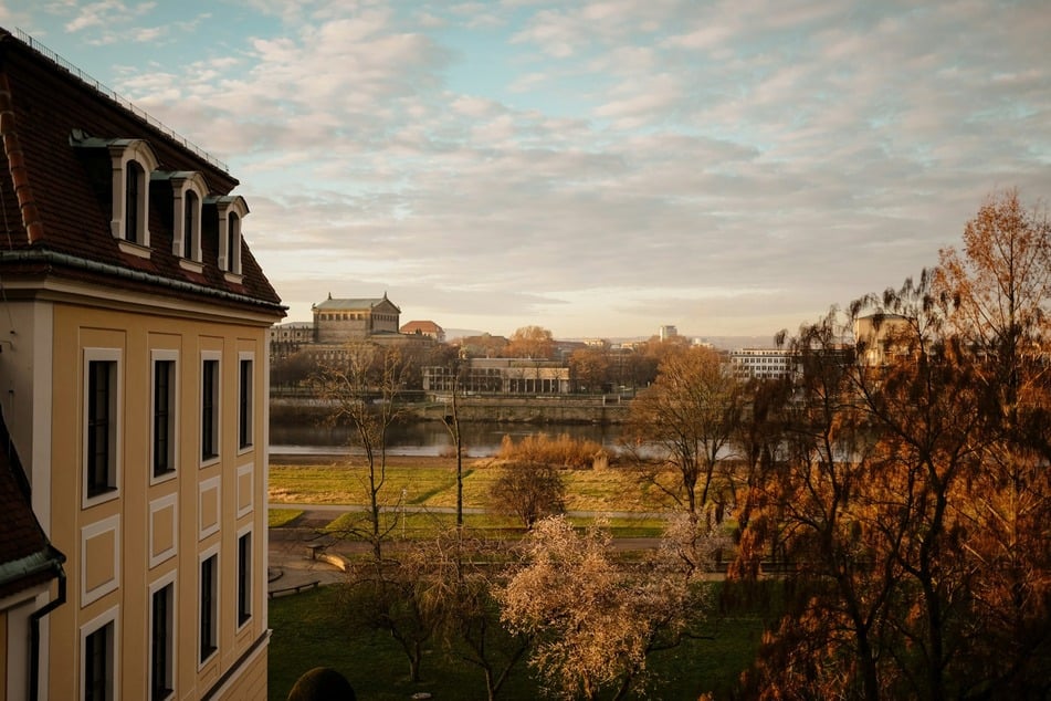 Nur 4 Grad am Morgen: Der Dienstag in Dresden bleibt kühl und grau