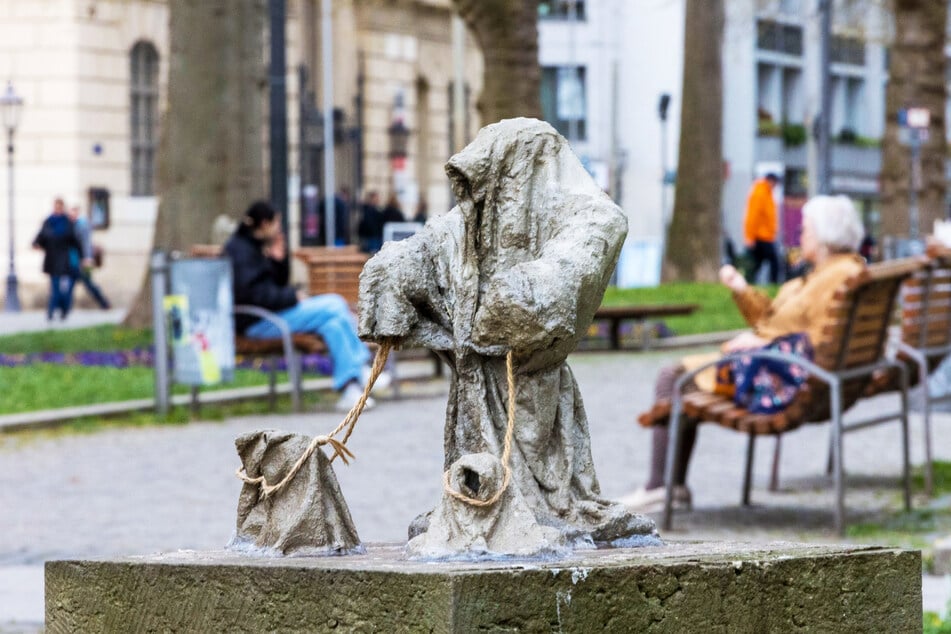 Ende 2023 hatte die Stadt derartige Figuren von der Hauptstraße räumen lassen, dieses Mal sollen sie bleiben.