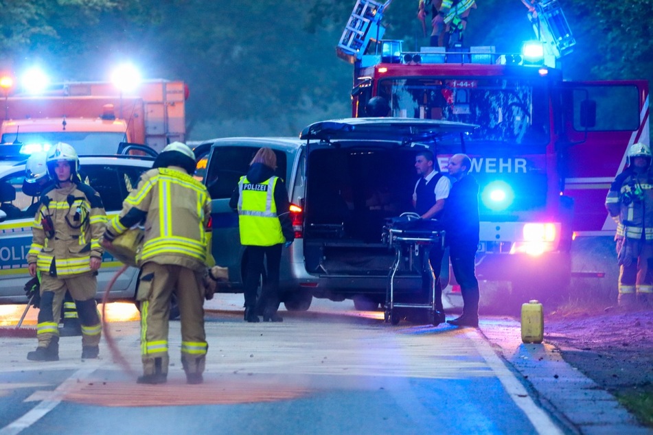 Der Fahrer verstarb noch am Unfallort.