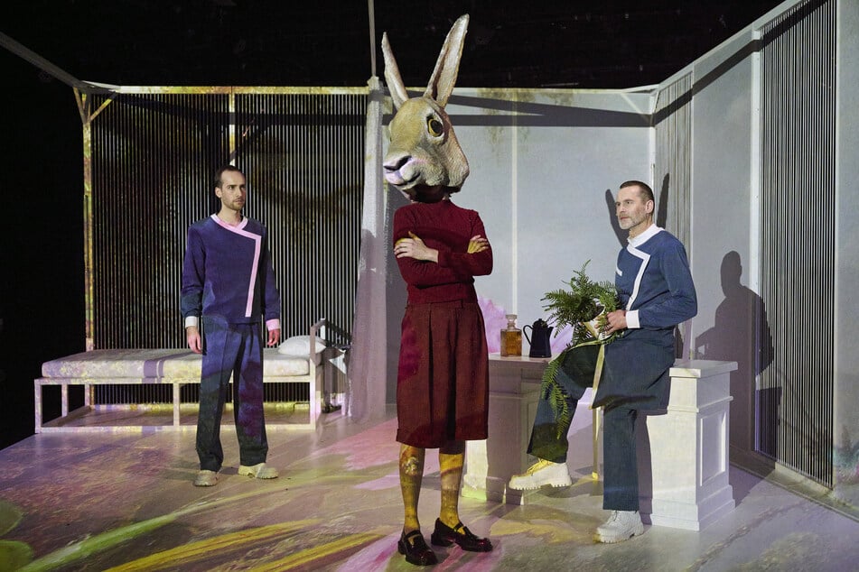 Das Theater Magdeburg feierte Premiere von Jean-Paul Sartres "Die schmutzigen Hände".