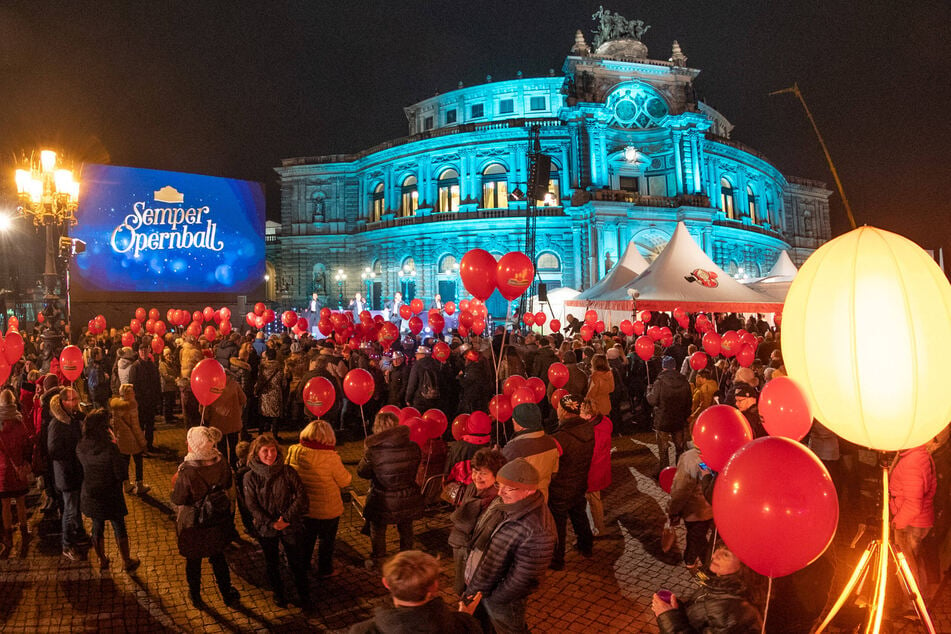 Der "Open Air Ball" macht's möglich: Ganz Dresden kann durch eine rauschende Nacht tanzen.