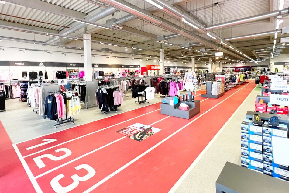 Egal, ob Running, Sportstyle oder Fitness: Bei SPORT Voswinkel bekommt Ihr jetzt bis zu 50 Prozent.