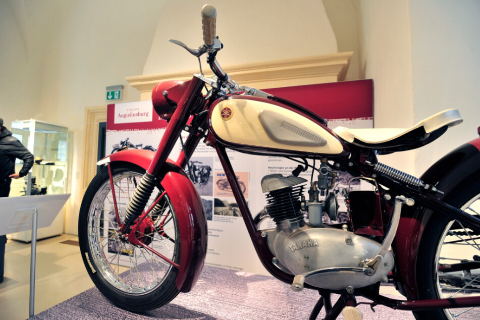 Das erste Yamaha-Motorrad war 1955 ein Nachbau der DKW RT 125 (RT wie Reichstyp).