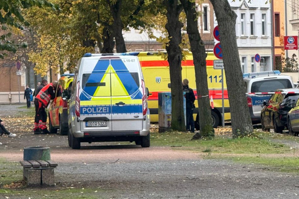 Dutzende Einsatzkräfte versammelten sich am Mittwoch am Bürgermeister-Schmidt-Platz in Wurzen.