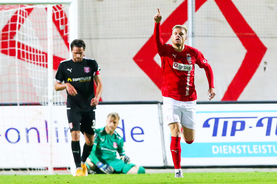 Lars Lokotsch (26) erzielte für den FSV Zwickau in wettbewerbsübergreifend 52 Einsätzen neun Tore und gab obendrein fünf Vorlagen.