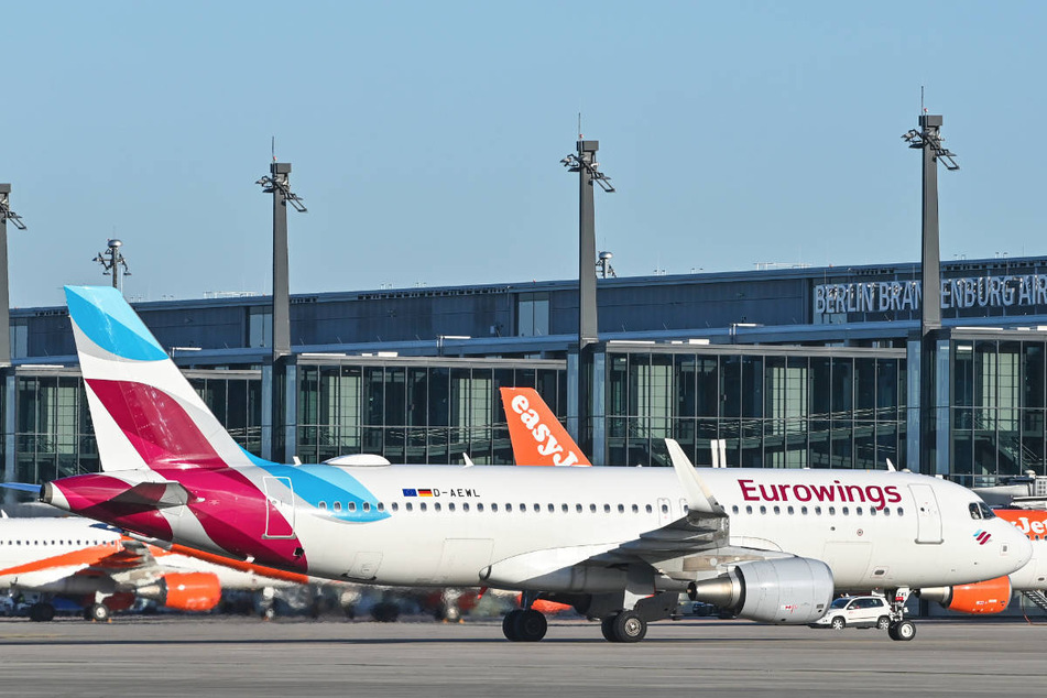 Die Lufthansa-Tochter Eurowings will zukünftig etwa 30 Reisezeile vom Hauptstadtflughafen aus ansteuern.