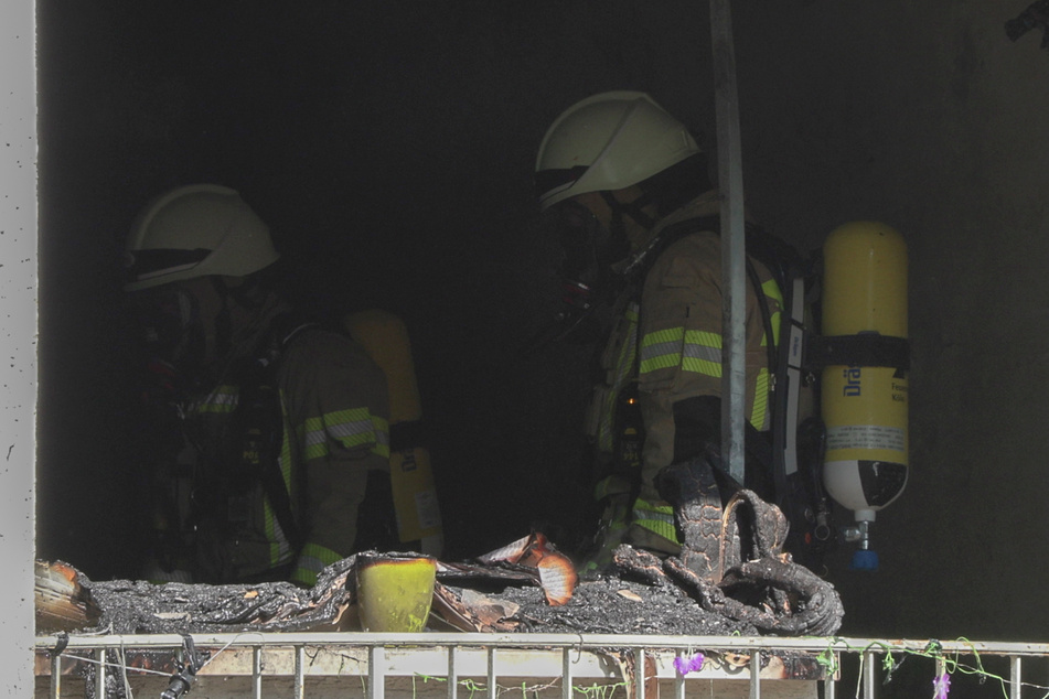 Wie es zu dem Feuer gekommen ist, ist derzeit noch unklar.