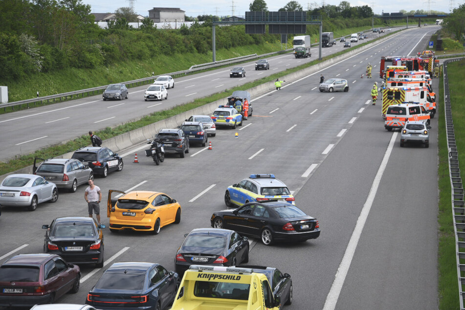 Die A6 musste nach einem Unfall gesperrt werden.