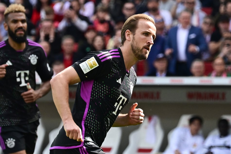 Harry Kane traf für den FC Bayern auch gegen den VfB Stuttgart. Am Ende war das Elfmetertor des Stürmers allerdings wenig wert.