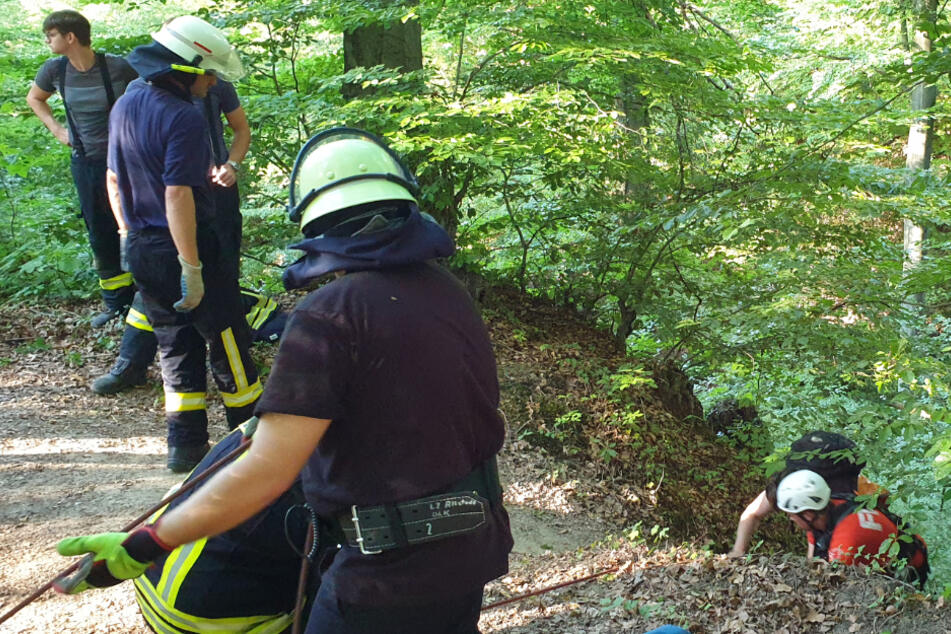 Für zwei Touristen bestand in Königswinter Absturzgefahr.