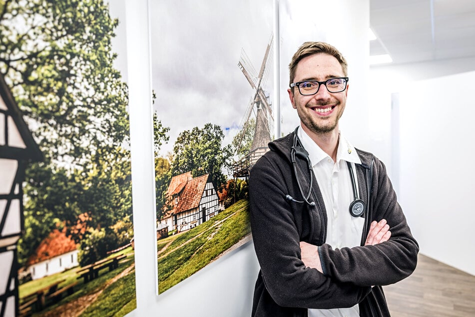 Tobias Goebel hat sein Medizinstudium per Landarztquote aufgenommen und als einer der ersten abgeschlossen.