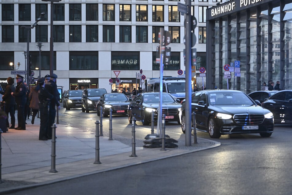 Der syrische Übergangspräsident ist am Sonntag in Berlin angekommen.