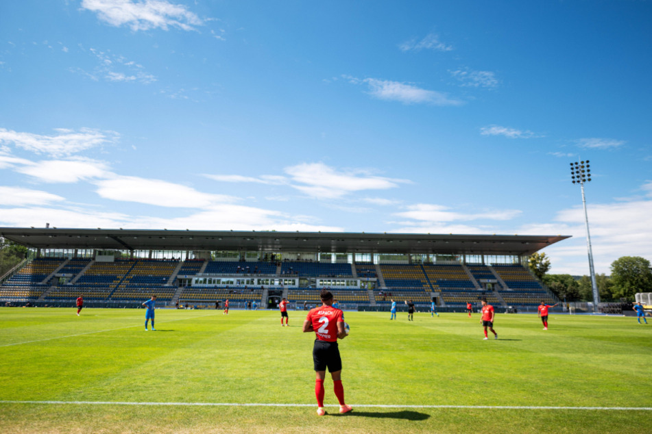 Am Samstag dürfen wieder Zuschauer im Ernst-Abbe-Sportfeld sitzen.