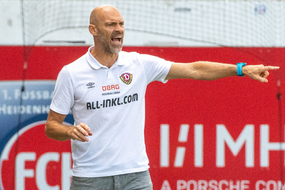 War nach der Pleite in Heidenheim bedient, weil seine Mannschaft zu viele Fehler machte: Dynamo-Trainer Alexander Schmidt.
