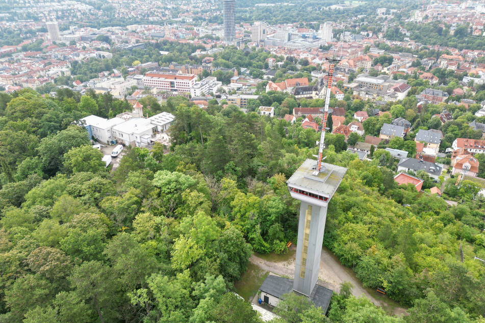 Der Aussichtspunkt "Landgrafen" befindet sich oberhalb der Stadt.