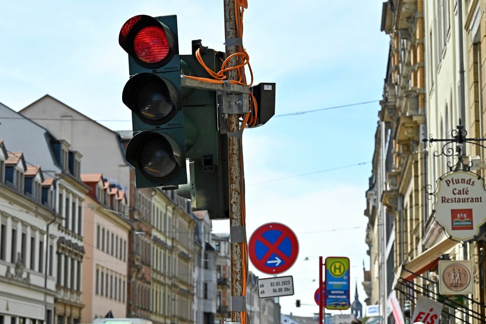Schon kommende Woche sollen die Laubegaster von der Nerv-Ampel befreit werden.