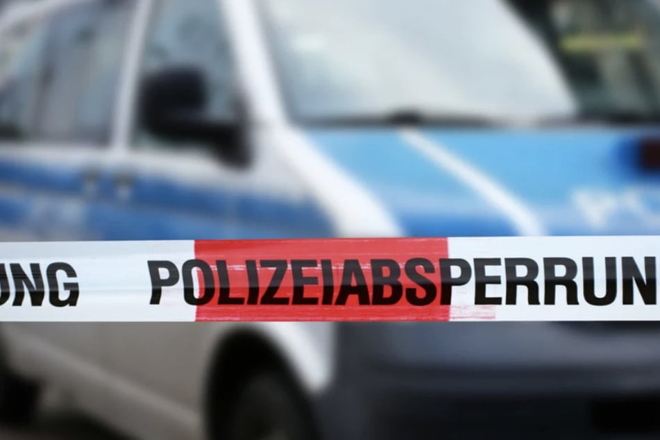 Die Polizei hat die Ermittlungen nach der Umweltverschmutzung aufgenommen. (Symbolfoto)