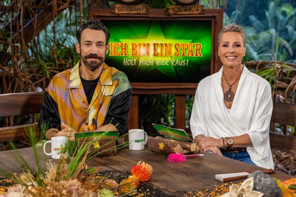Jan Köppen (42) und Sonja Zietlow (57) moderieren seit 2023 gemeinsam das Dschungelcamp.