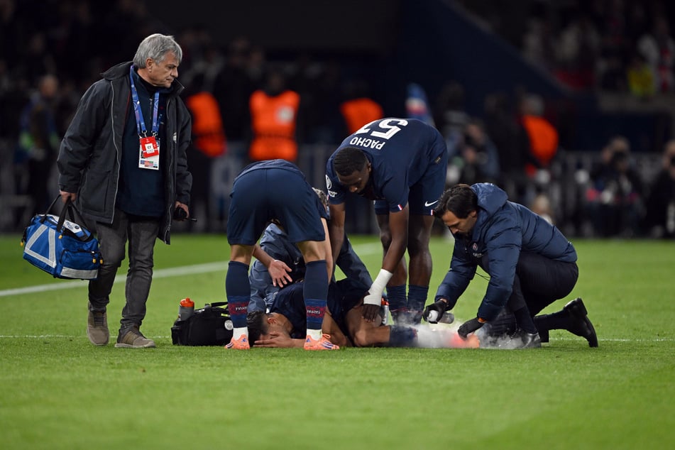 Achraf Hakimi wurde behandelt und dann unter Tränen ausgewechselt.