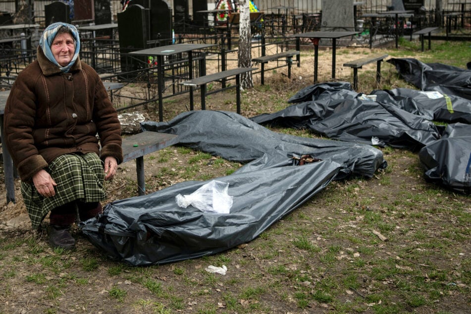 Der Krieg in der Ukraine hat schreckliche Folgen für die Menschen: Viele haben durch die Kampfhandlungen bereits ihr Leben verloren.