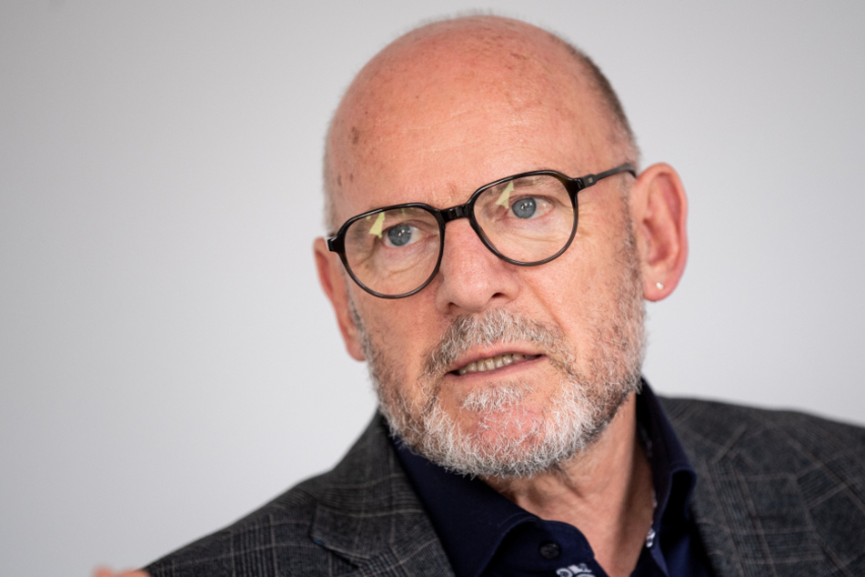 Der Verkehrsminister von Baden-Württemberg, Winfried Hermann (68, Grüne).