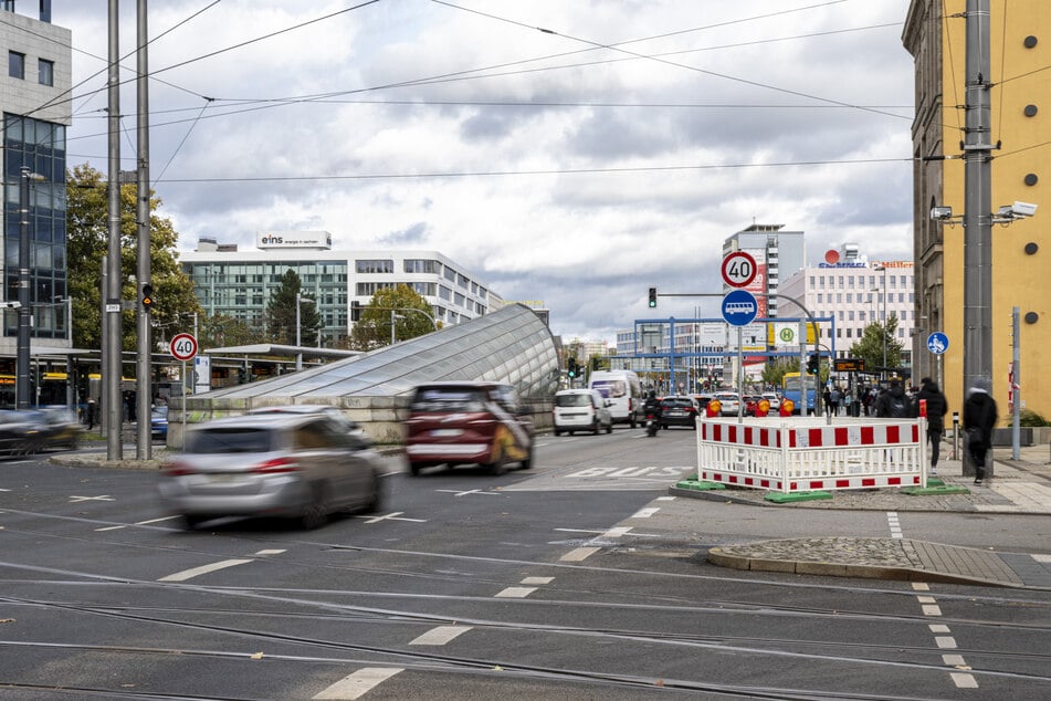 Noch in diesem Jahr wird ein neuer Rotlicht- und Tempoblitzer an der Bahnhofstraße wohl erste Bilder liefern.