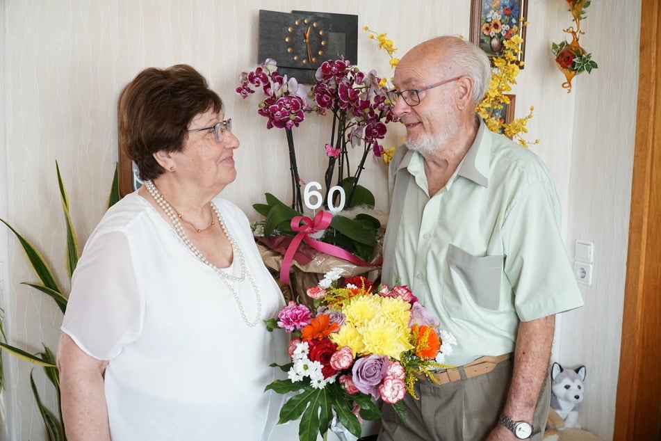 60 Jahre Eheglück und verliebt wie am ersten Tag - Brigitte (79) und Manfred Hartig (83).