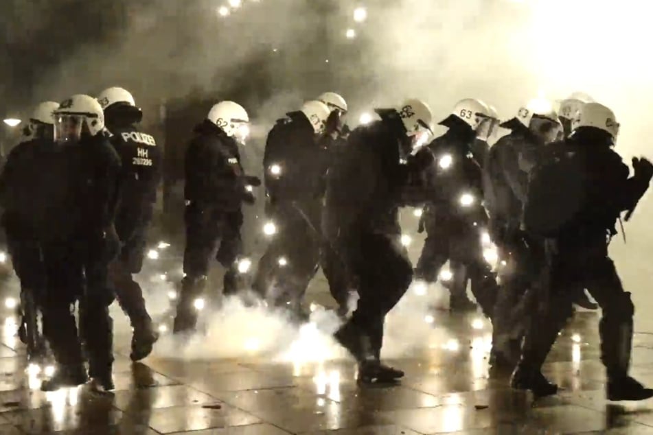 "Gen Z regelt"-Demo: Verfassungsschutz warnt vor Extremisten, Polizei im Großeinsatz