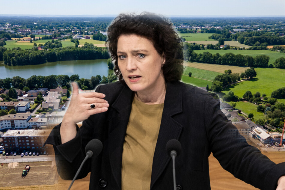 Niedersachsens Gesundheitsministerin Carola Reimann vor einer Siedlung nahe Gütersloh, die überwiegend von Tönnies-Mitarbeitern bewohnt wird.