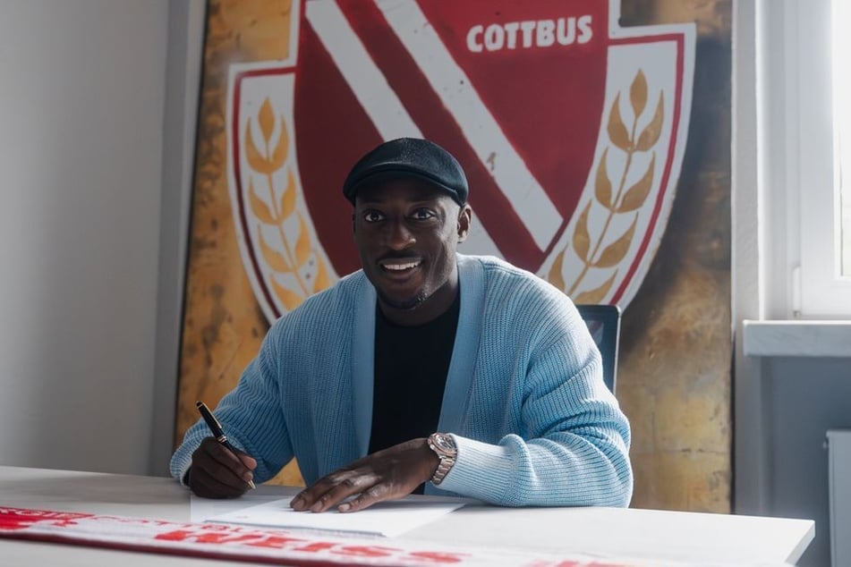 Christian Kinsombi (26) hat beim FC Energie unterschrieben!