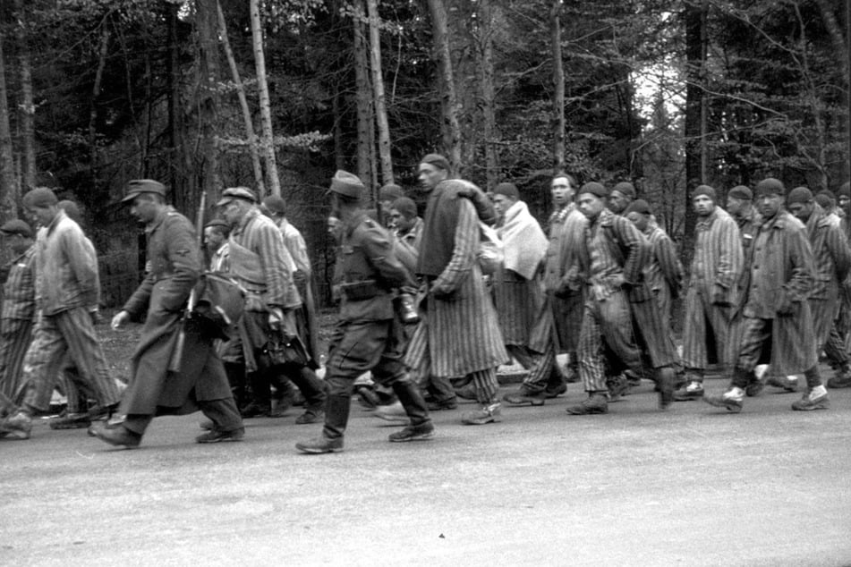 Ab Januar 1945 wurden zahlreiche KZs von Ost nach West befreit und evakuiert.