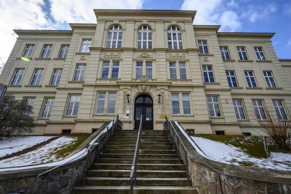 Das Julius-Motteler-Gymnasium in Crimmitschau hat mit einem Elternbrief für Aufmerksamkeit gesorgt.