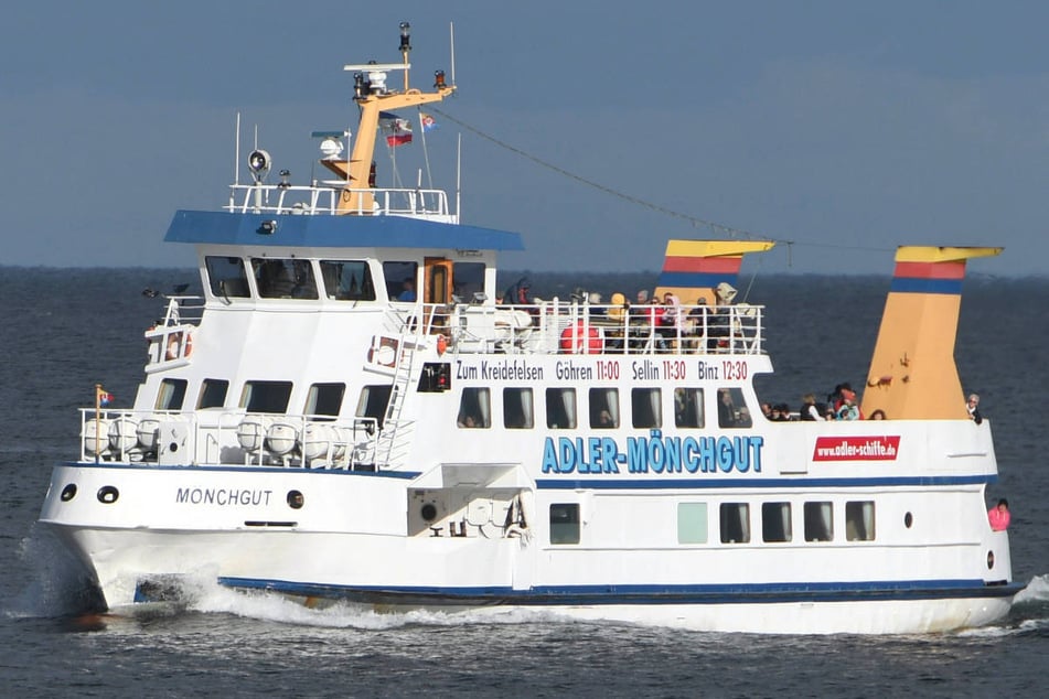 Auf dem Ausflugsdampfer "Mönchgut" ist am Sonntag kurz vor dem Ablegen ein Brand ausgebrochen. (Archivfoto)