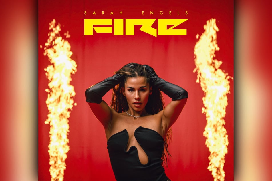 Cover-Foto zu Sarah Engels' Song "Fire".