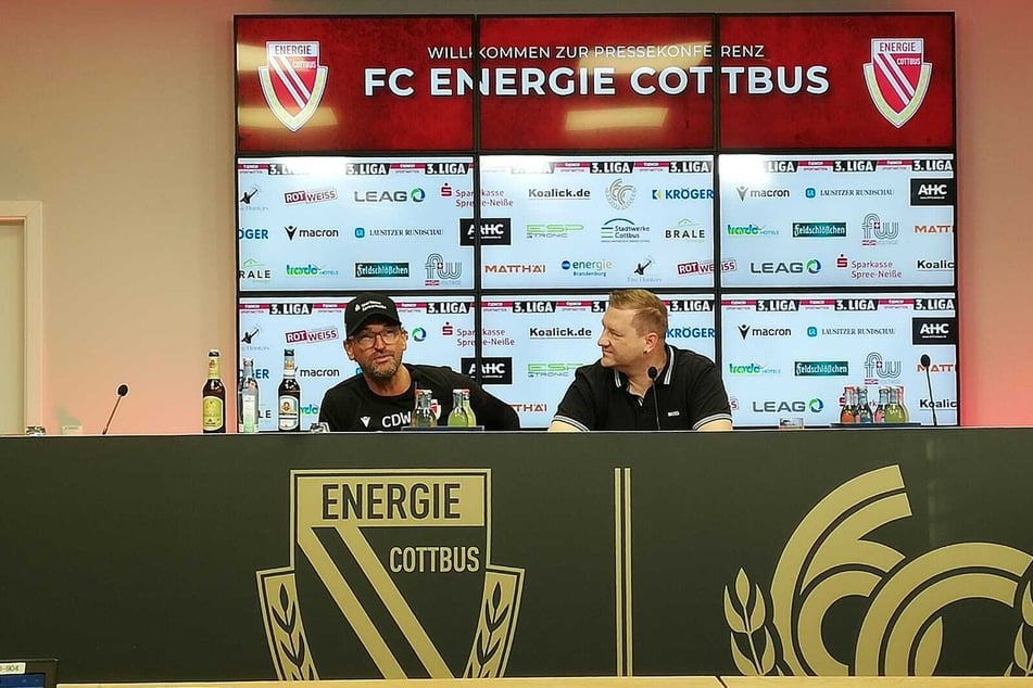 Auf der Pressekonferenz vor dem Regensburg-Spiel präsentierte sich der Trainervulkan in Bestform.