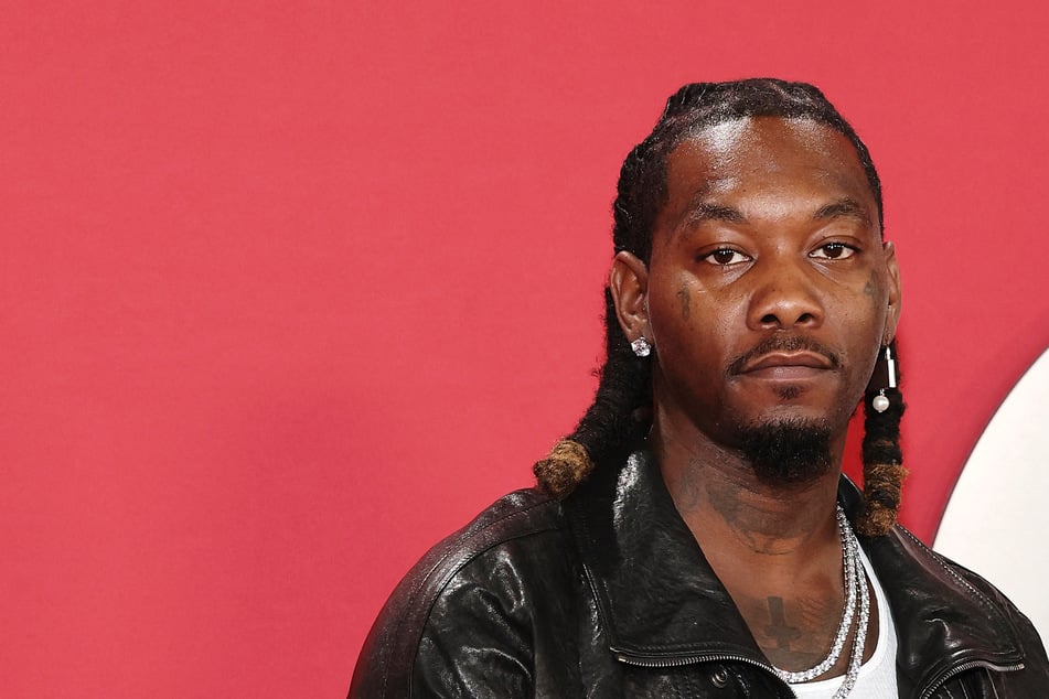 US-Rapper macht Bilder mit Fans, dann wird plötzlich auf ihn geschossen - Krankenhaus!