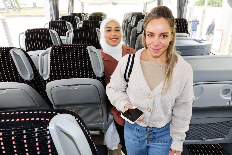 Tickets gibt's online, im KundenCenter oder direkt im Bus – auch kurzfristig und ganz ohne Vorbuchungsfrist.
