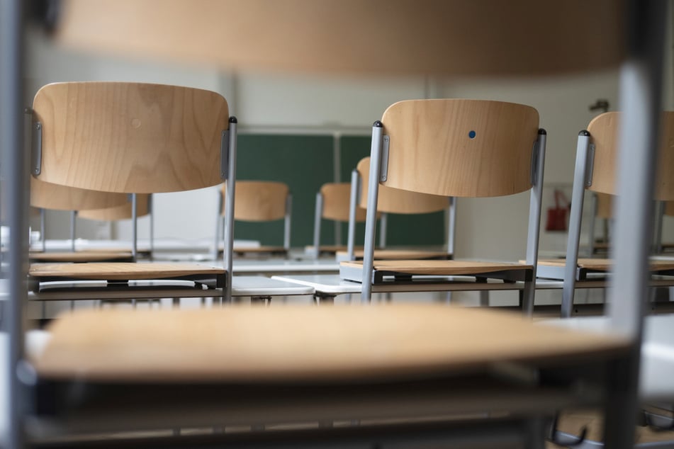 Die Lehrerin zeigte sich selber an. (Symbolbild)