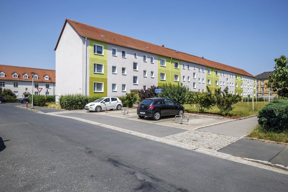 Hier im Erdgeschoss der Heidenauer Franz-Schubert-Straße kämpft der Mieter gegen den Schimmel.