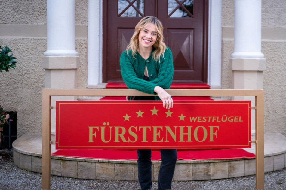 Sie ist die neue in der Fürstenhof-Küche: Laura Osswald (40) alias Köchin Greta Bergmann.