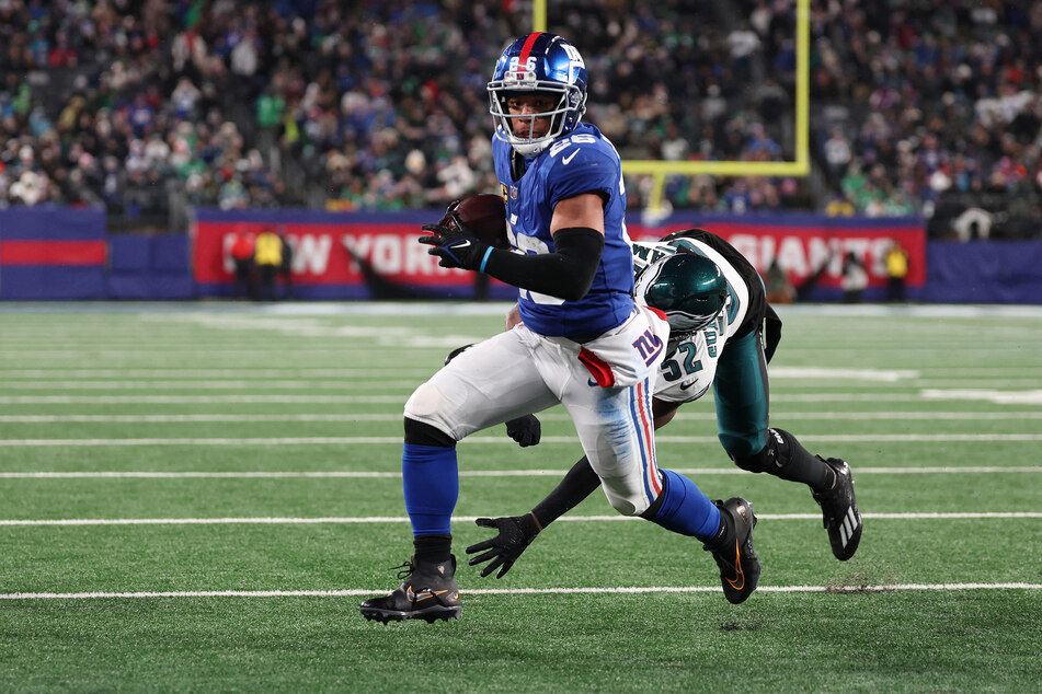 Running back Saquon Barkley left the New York Giants for the Philadelphia Eagles on a three year-deal worth $37.7 million.