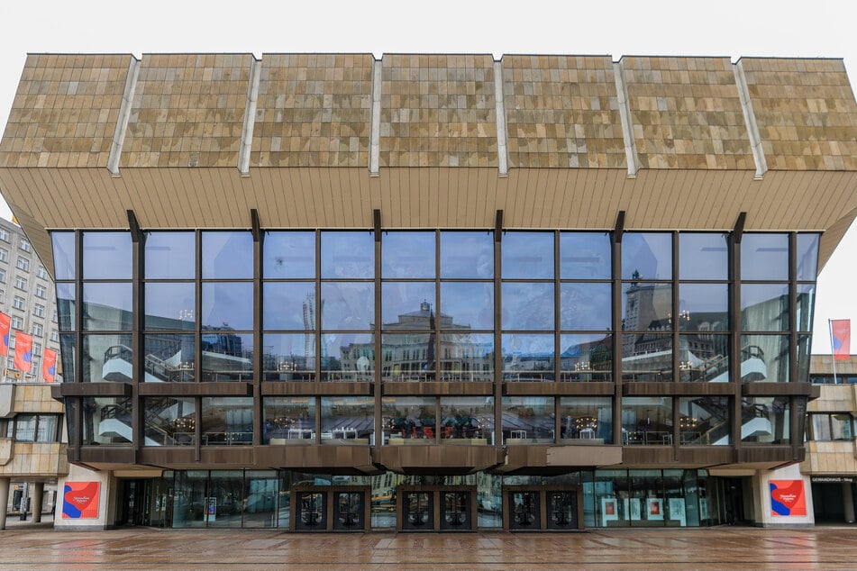 Jeder kennt das berühmte Gebäude auf dem Leipziger Augustusplatz, aber nur die wenigsten haben schon einmal hinter die Kulissen geblickt. (Archivbild)