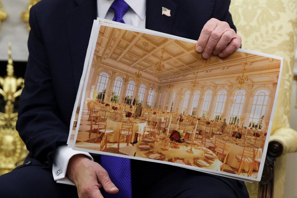 Trump boasts about White House ballroom project amid reports of disagreements with architect