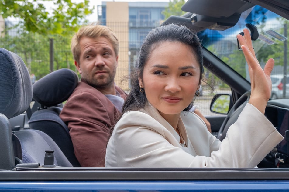 Fünf Jahre lang verkörperte die Schauspielerin die charmante Neurochirurgin in "In aller Freundschaft". Im Januar 2025 verabschiedete sie sich jedoch aus der Ärzte-Serie.