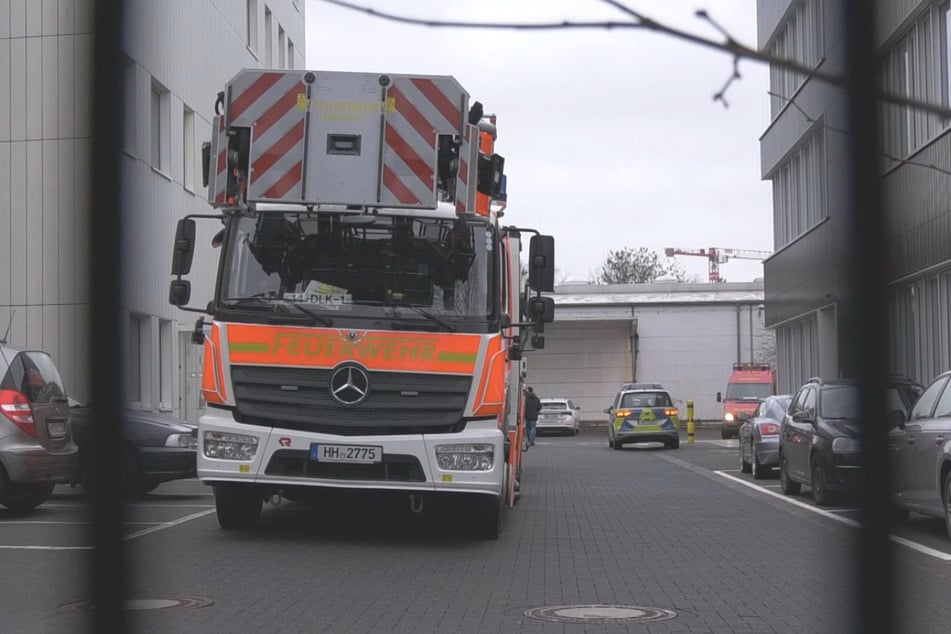 Hamburg: Alarm am DESY: Feuerwehr rückt mit Spezialisten an