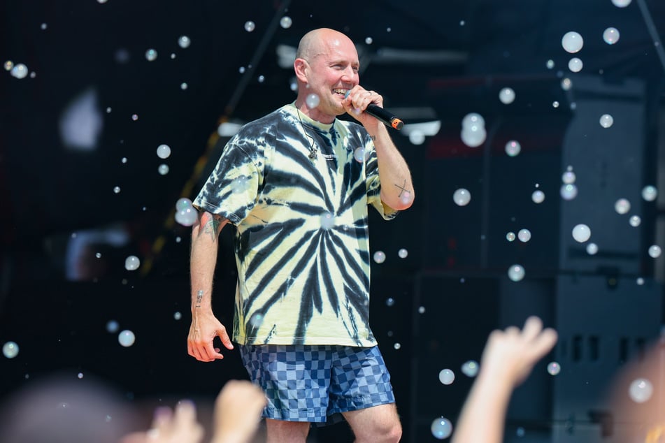 Oli.P (47) tritt am Samstag in der Quarterback Arena auf.