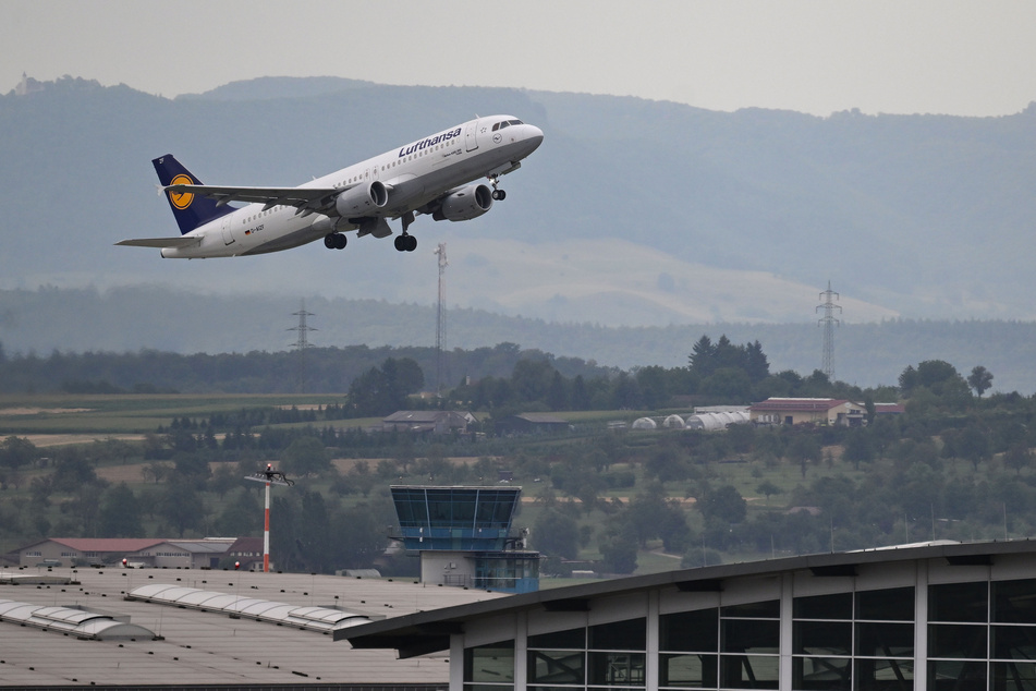 Am Stuttgarter Flughafen herrscht auch 2024 ordentlich Betrieb. (Archivbild)