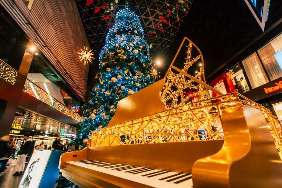 Grinch und Nussknacker verwandeln dieses Shoppingcenter in ein magisches Spektakel