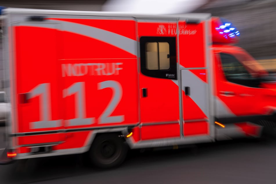 Wer hat was gesehen? Passanten finden schwer verletzten Mann in Cotta