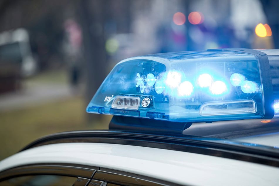 Mit Maske und Spielzeugpistole: Zwei 13-Jährige überfallen Friseursalon in Tübingen